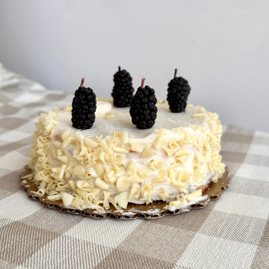 Blackberry Beeswax Birthday Candles: 5